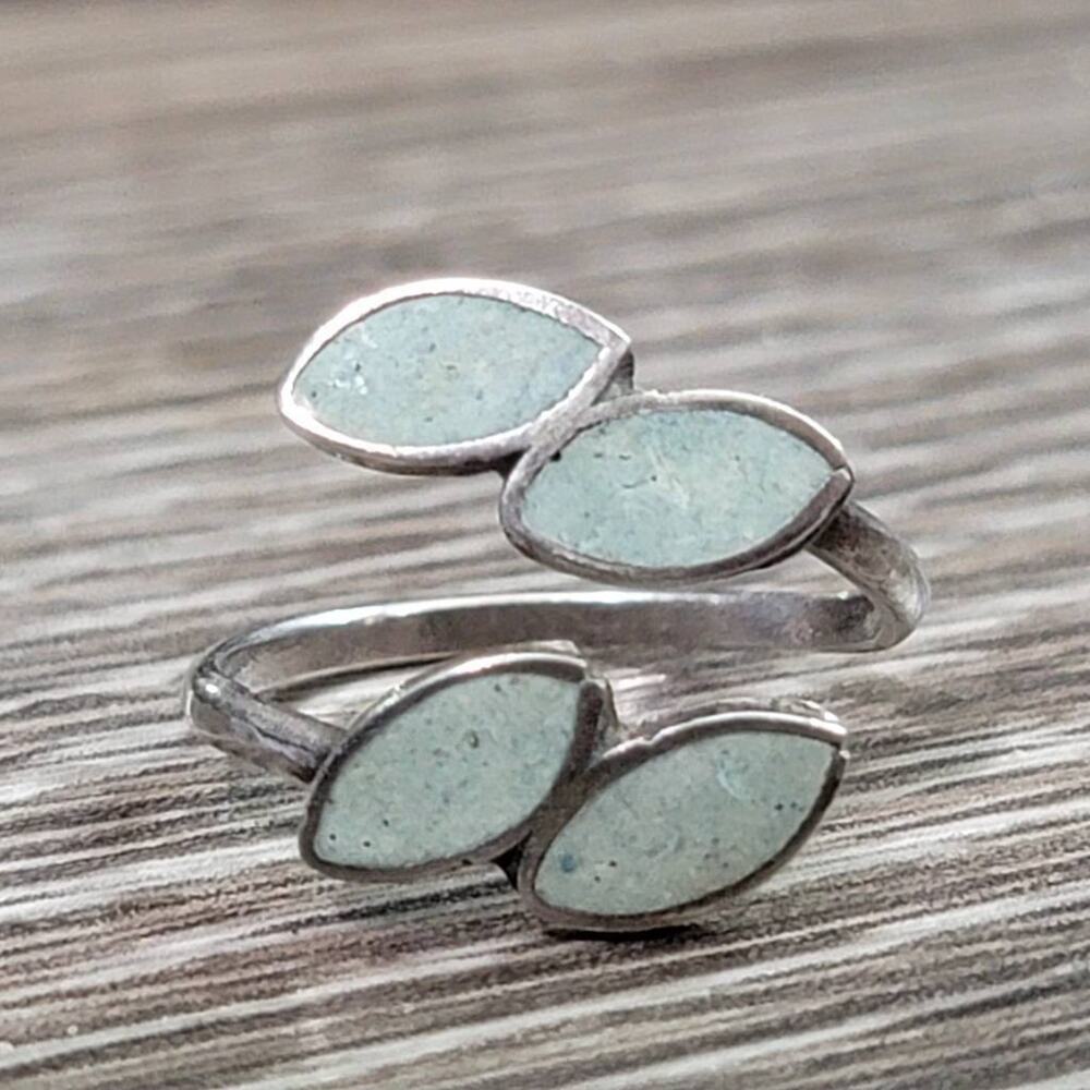 Sterling Silver Signed LP Turquoise Ring Adjustable Leaf Inlay Ring Size 7